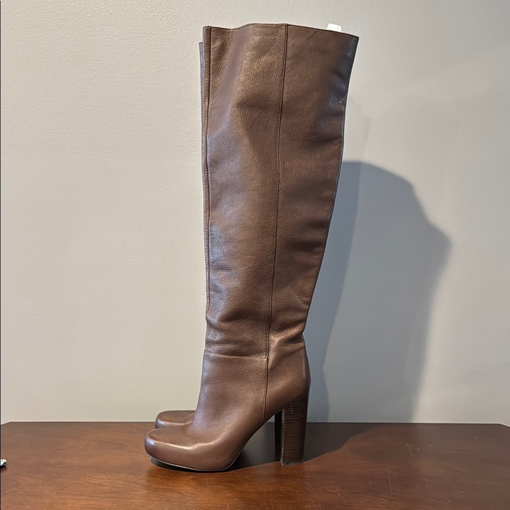 Nine West Brown Leather Knee-High Boots Women’s size 9.5m